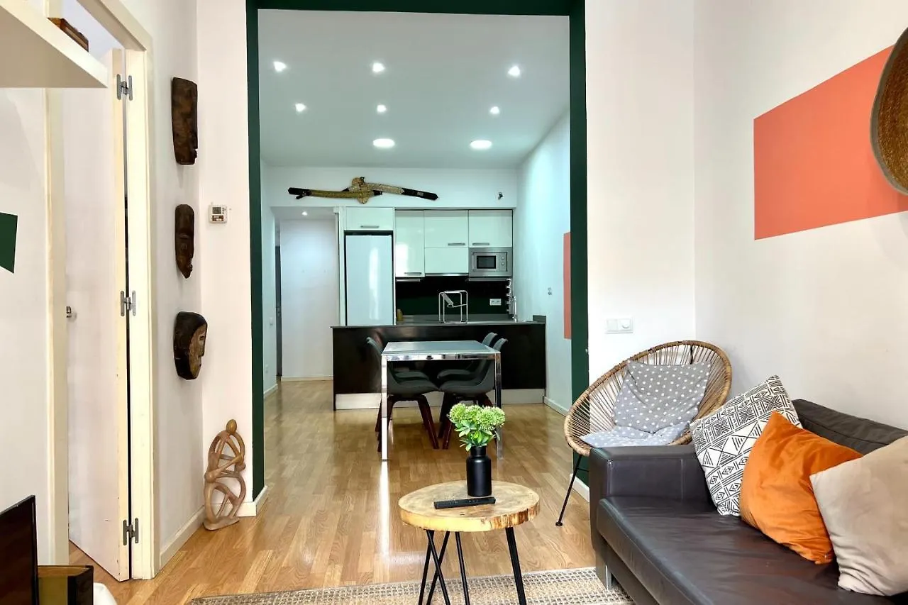 Centric 2 Bedroom Apartment With A Private Lovely Terrace location